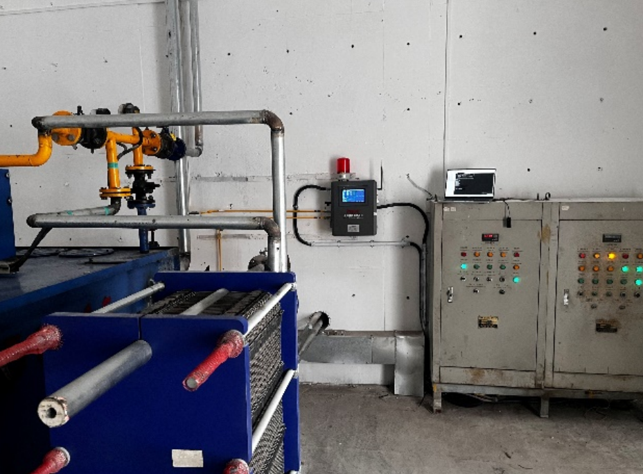 水泥建材行業(yè)應(yīng)用案例：新疆中材回轉(zhuǎn)窯減速機(jī)稀油站在線監(jiān)測系統(tǒng)